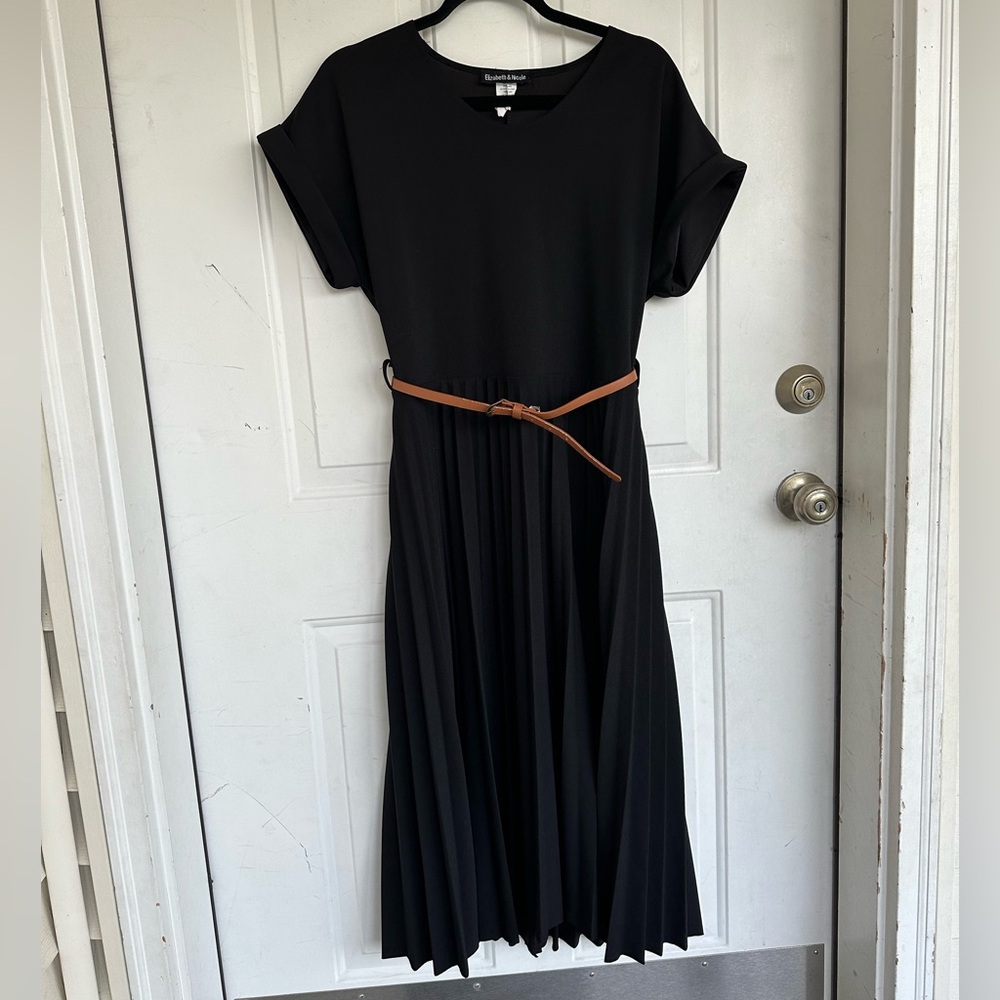 Elizabeth And Nicole Black Pleated Dress size XL